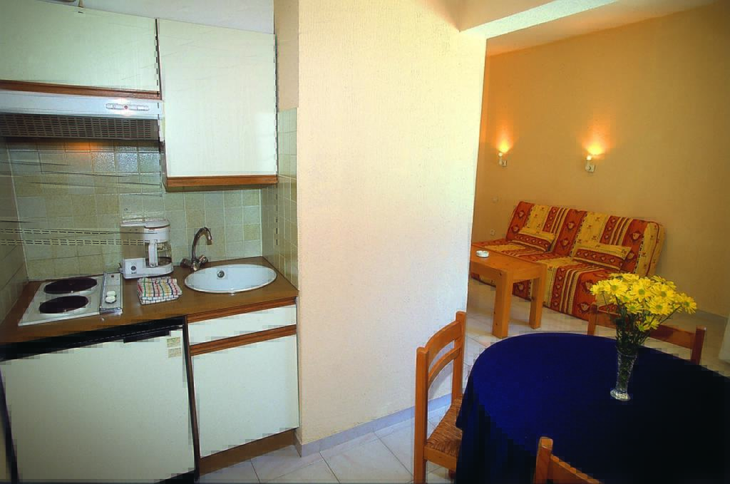 Hotel Lou Paouvadou Sainte-Maxime Rum bild