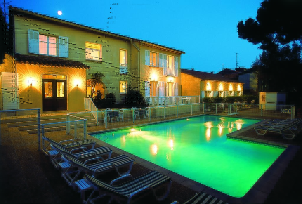 Hotel Lou Paouvadou Sainte-Maxime Exteriör bild