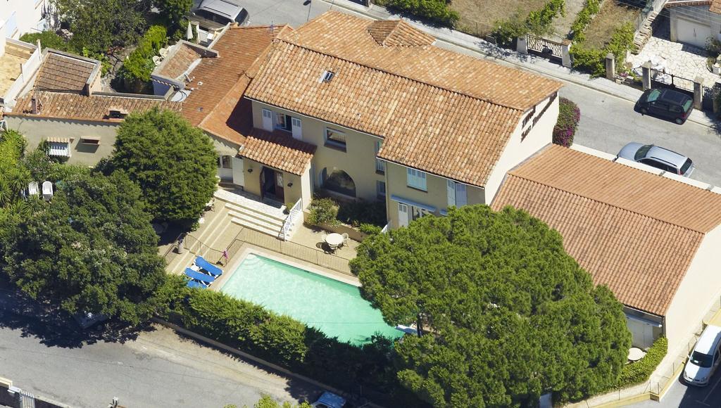 Hotel Lou Paouvadou Sainte-Maxime Exteriör bild