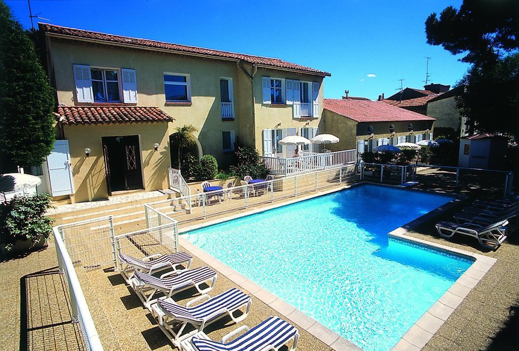 Hotel Lou Paouvadou Sainte-Maxime Exteriör bild